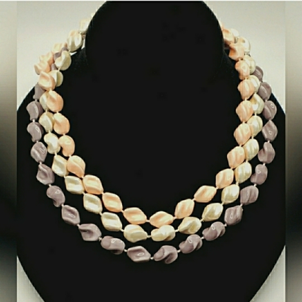 60s Vintage Lucite Necklace Lot Peach Pink Purple Pearl White Twisted Beads VL1